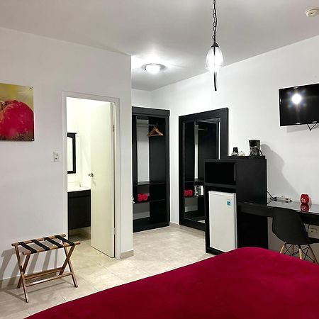 Ladybugs Apartments Palm Beach Ngoại thất bức ảnh