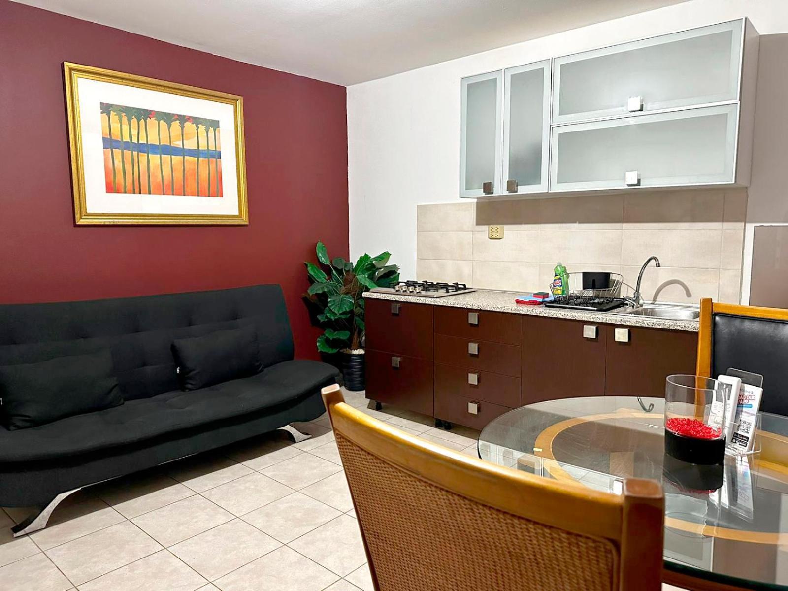 Ladybugs Apartments Palm Beach Ngoại thất bức ảnh