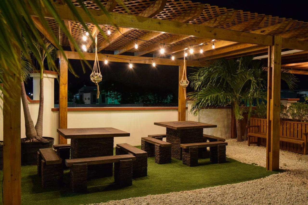 Ladybugs Apartments Palm Beach Ngoại thất bức ảnh